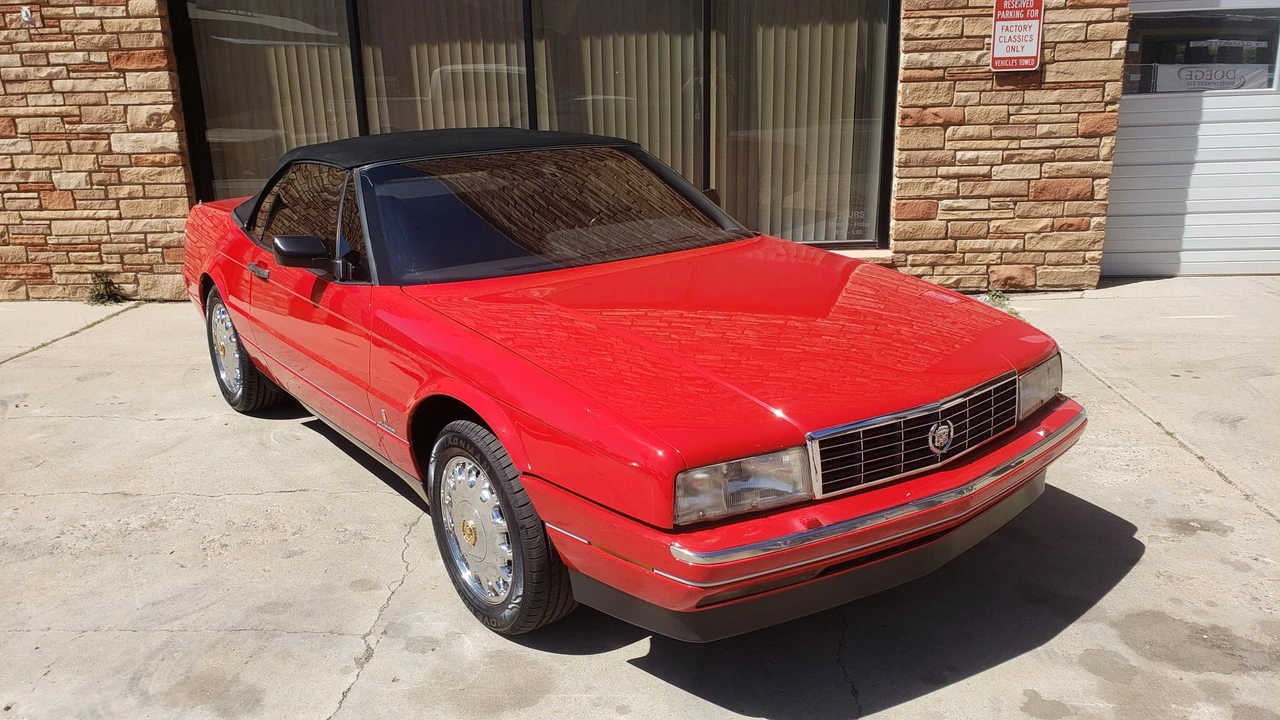 1991 Cadillac Allante - Image 25 of 31