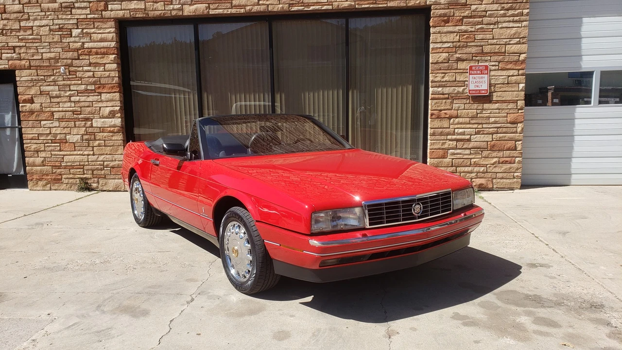 1991 Cadillac Allante - Image 7 of 31