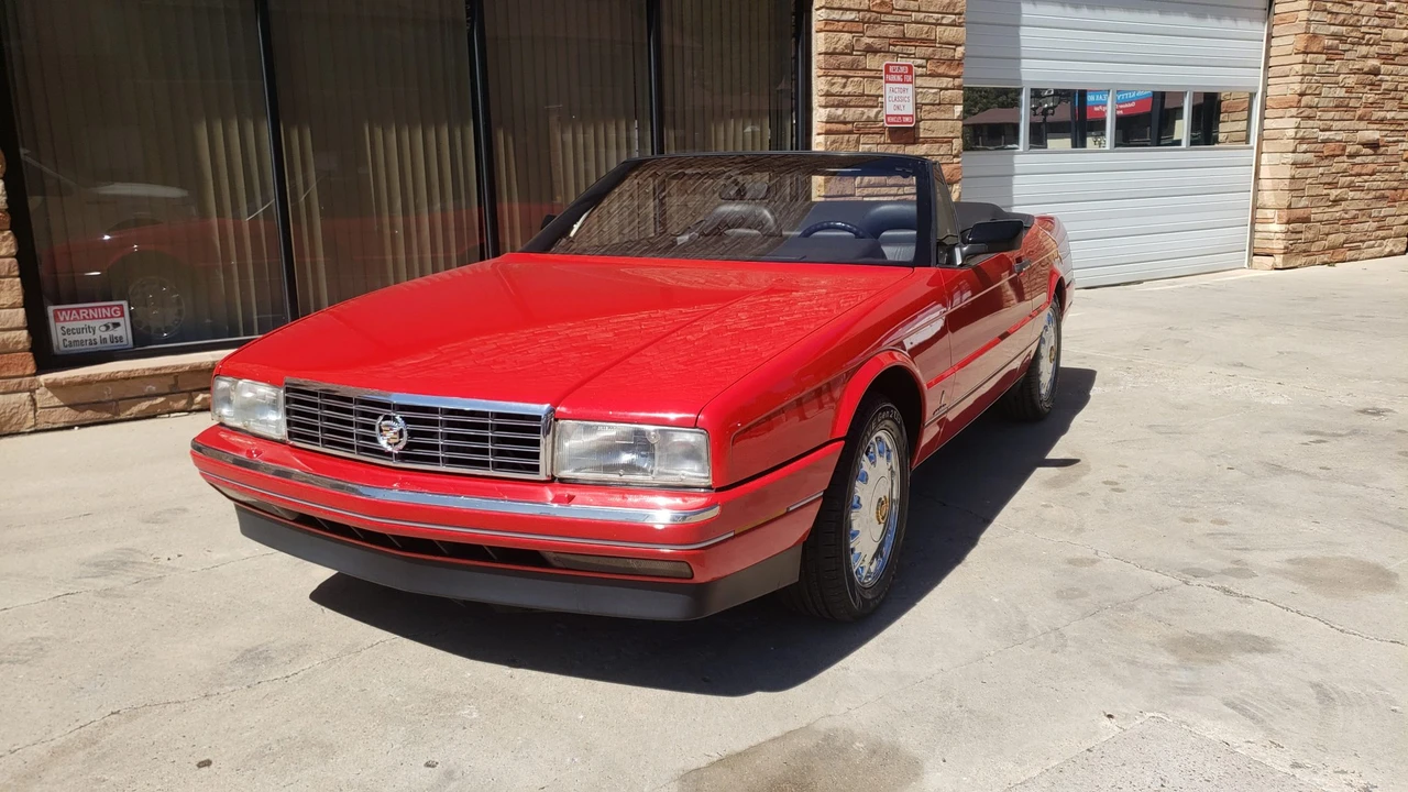 1991 Cadillac Allante - Image 6 of 31