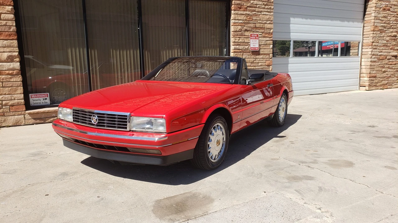 1991 Cadillac Allante - Image 3 of 31