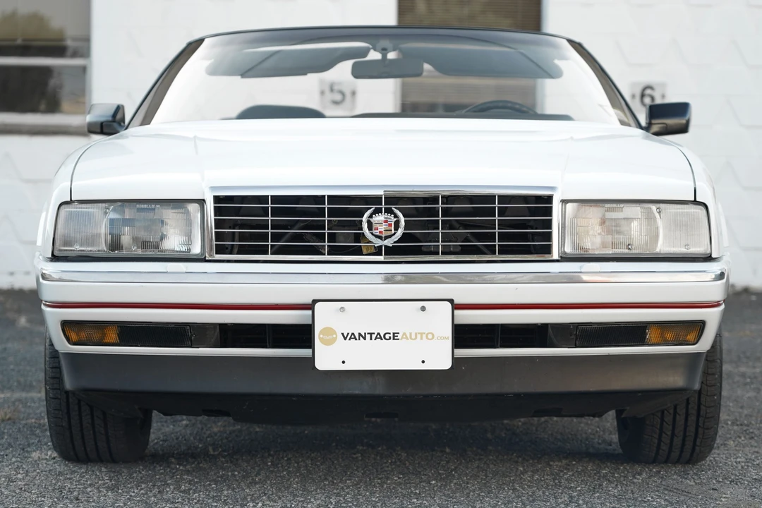 1991 Cadillac Allante - Image 13 of 31