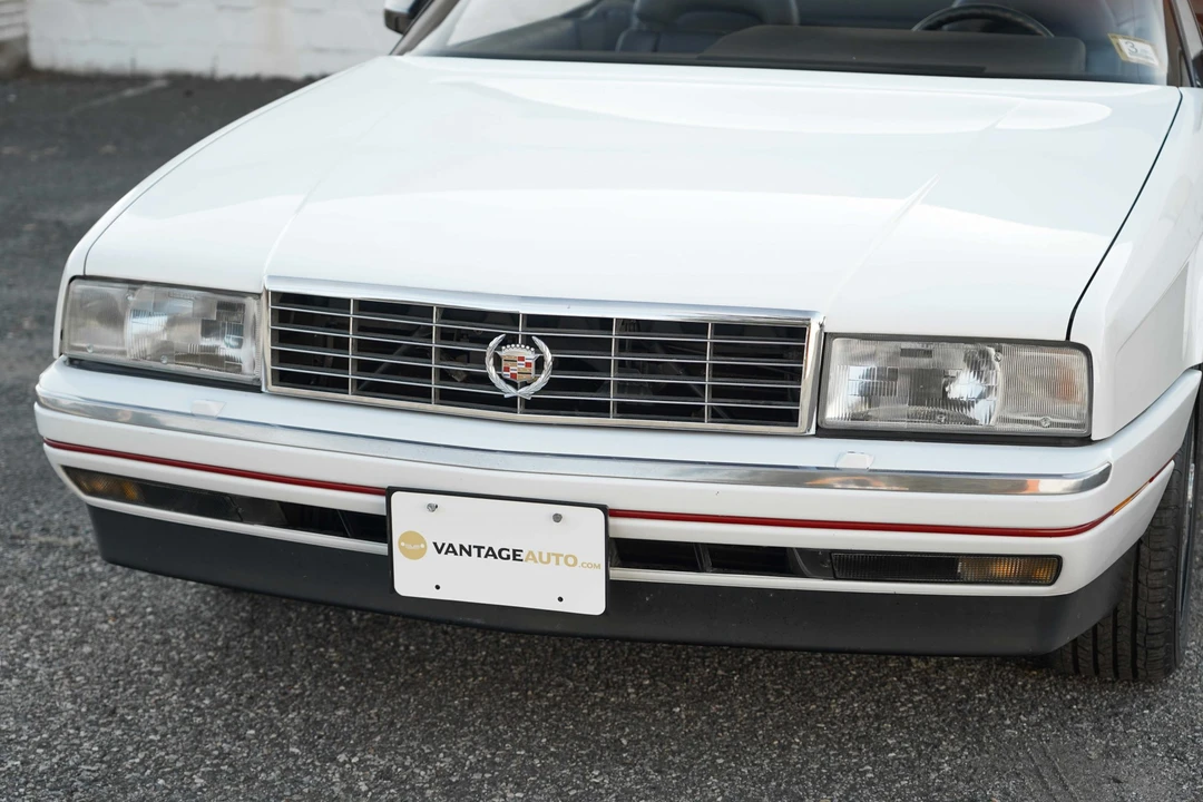 1991 Cadillac Allante - Image 18 of 31