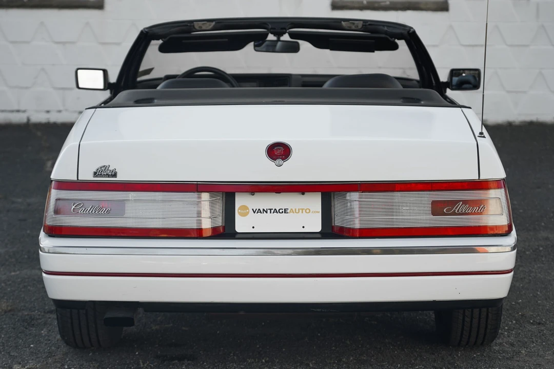1991 Cadillac Allante - Image 9 of 31
