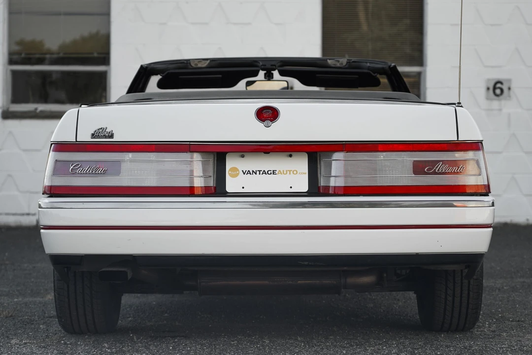 1991 Cadillac Allante - Image 8 of 31