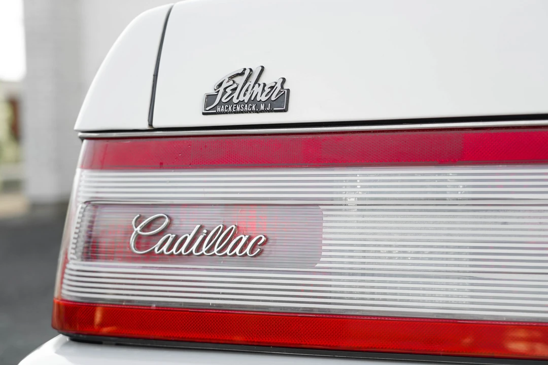 1991 Cadillac Allante - Image 30 of 31
