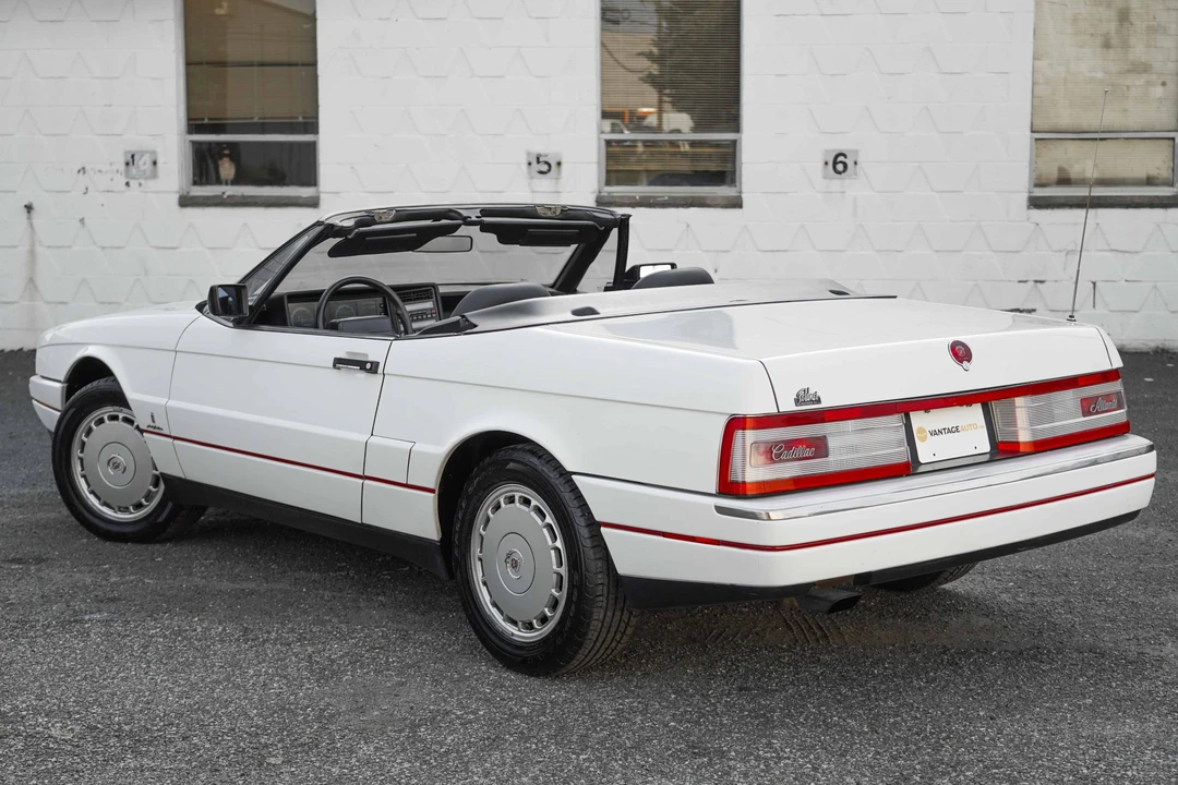 1991 Cadillac Allante - Image 7 of 31