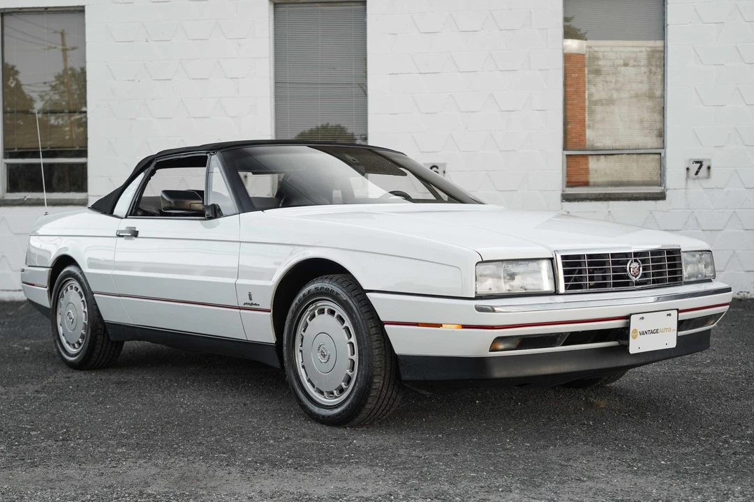 1991 Cadillac Allante - Image 12 of 31