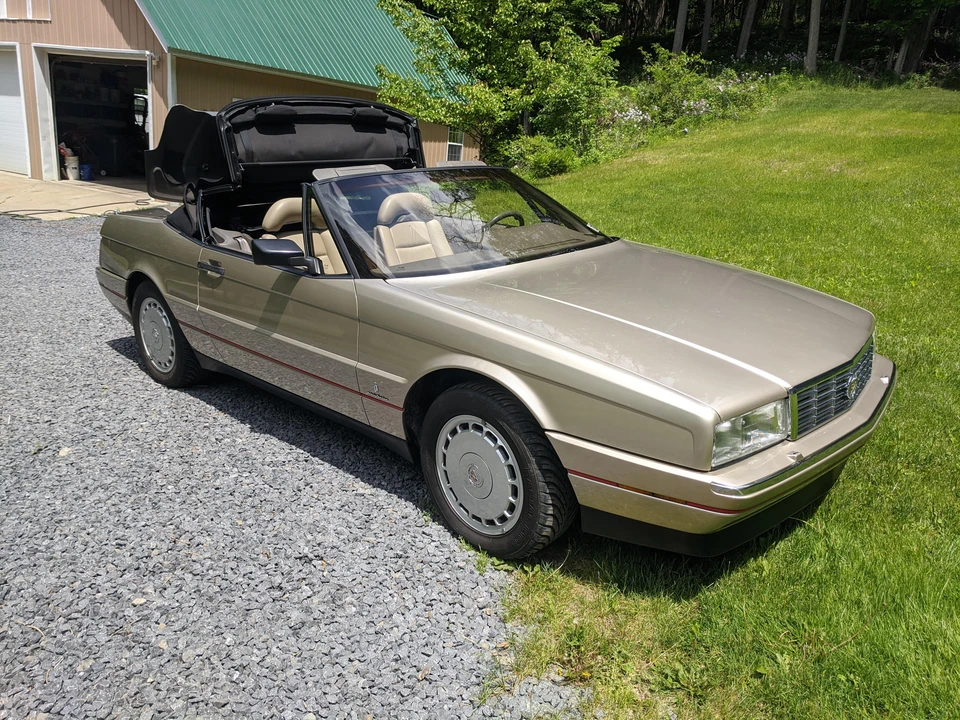 1991 Cadillac Allante - Image 17 of 31