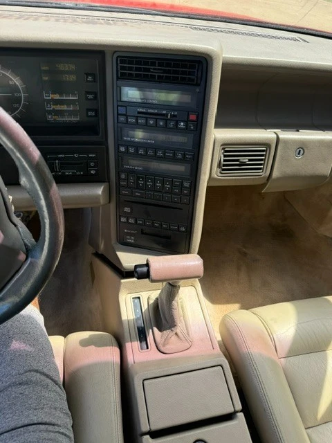 1991 Cadillac Allante - Image 4 of 15