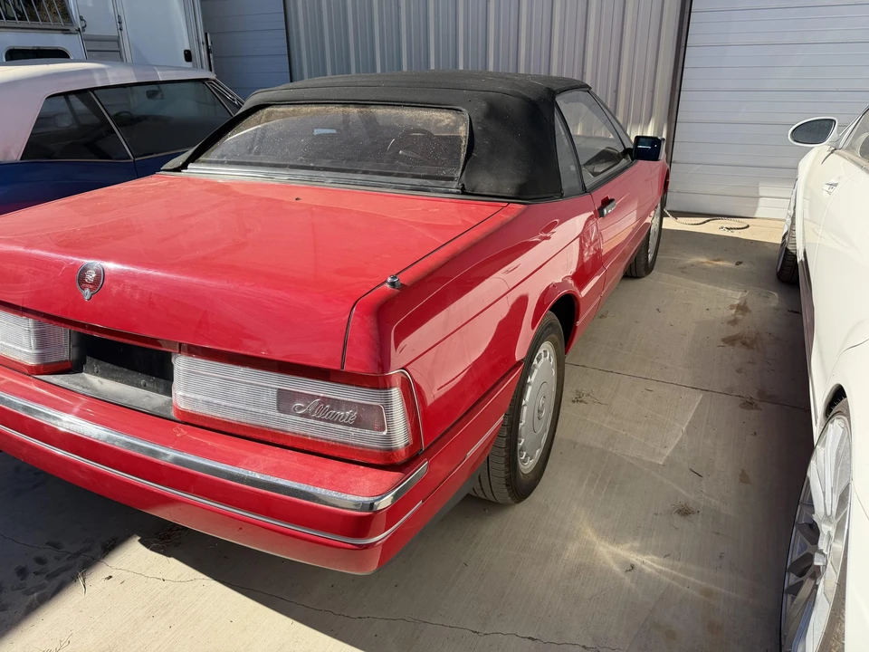 1991 Cadillac Allante - Image 14 of 31