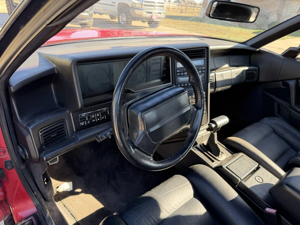 1991 Cadillac Allante - Image 29 of 31
