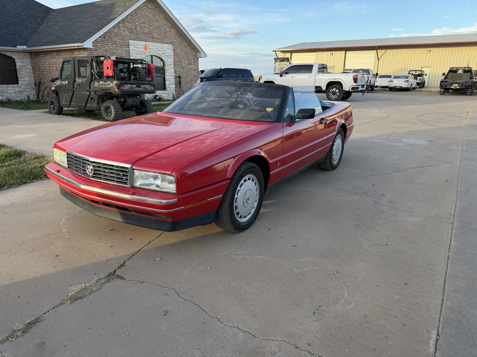 1991 Cadillac Allante - Image 4 of 31