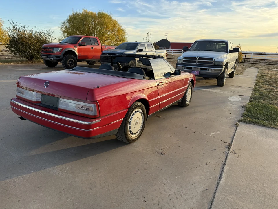 1991 Cadillac Allante - Image 9 of 31