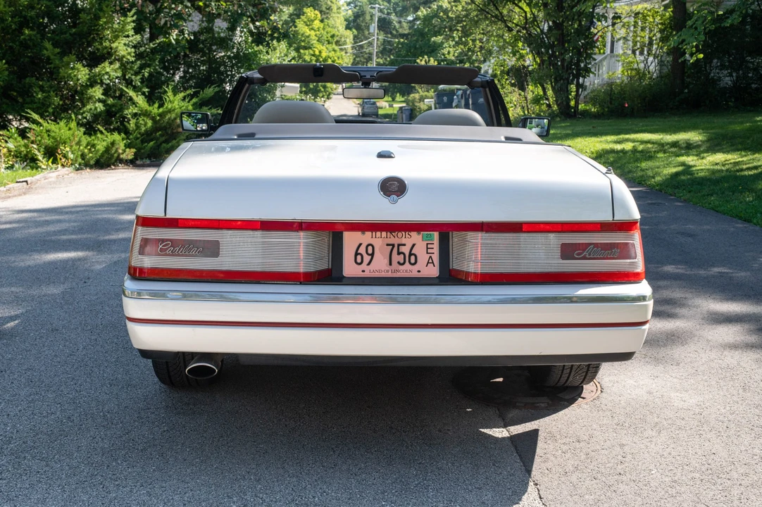 1991 Cadillac Allante - Image 4 of 31