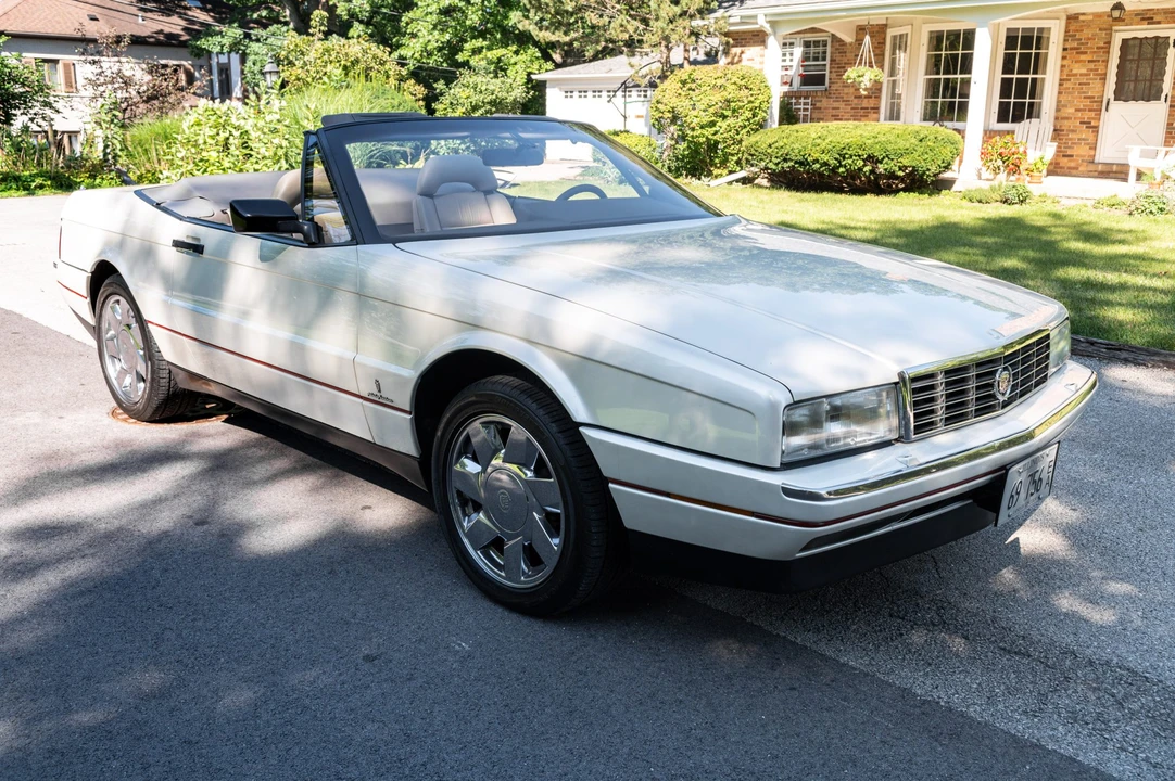 1991 Cadillac Allante - Image 7 of 31