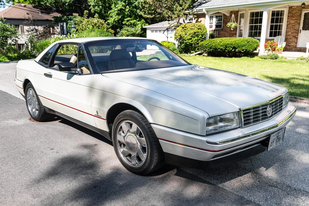1991 Cadillac Allante - Image 15 of 31