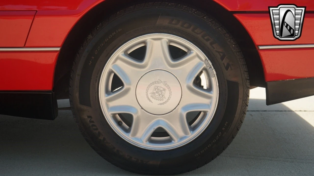 1991 Cadillac Allante - Image 11 of 21