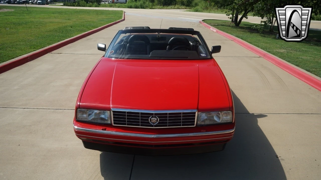 1991 Cadillac Allante - Image 10 of 21