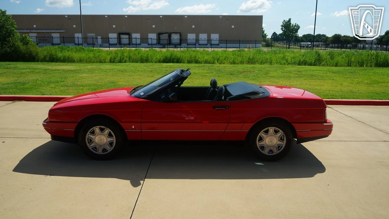 1991 Cadillac Allante - Image 7 of 21