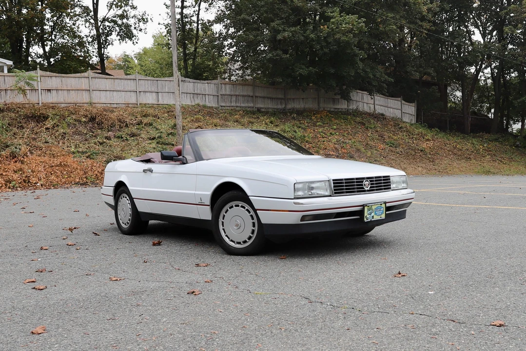 1991 Cadillac Allante - Image 19 of 31