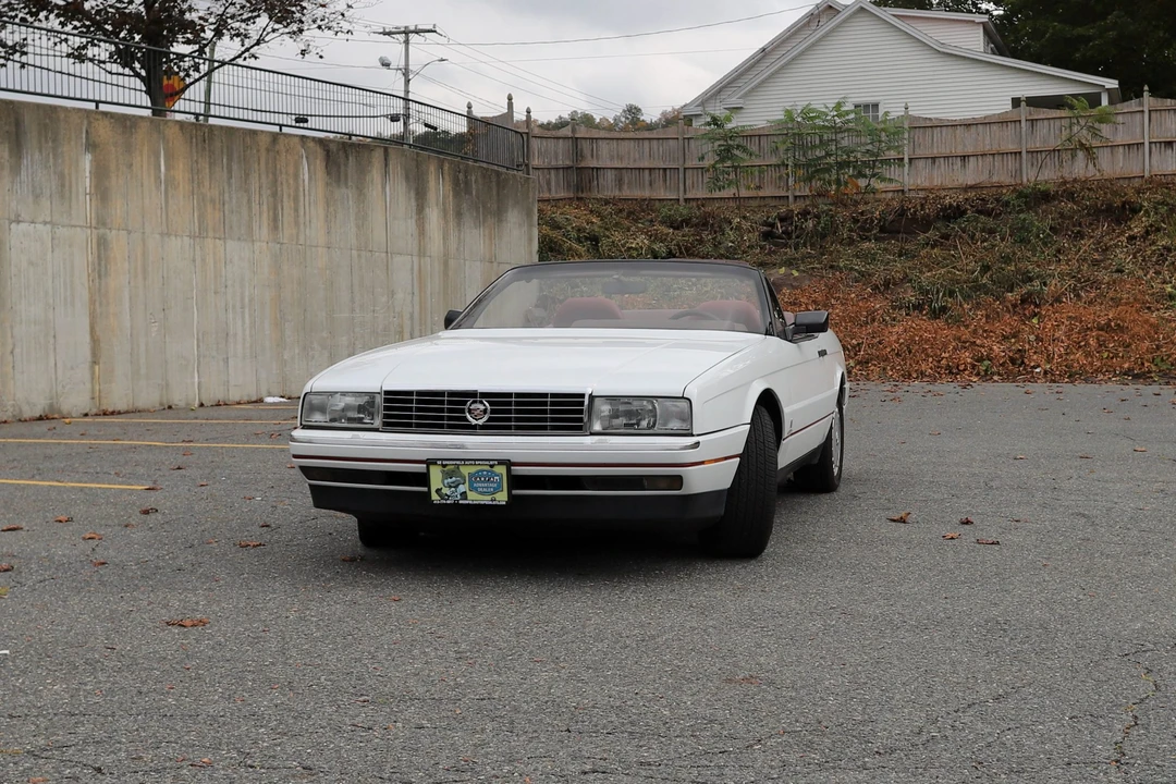 1991 Cadillac Allante - Image 22 of 31