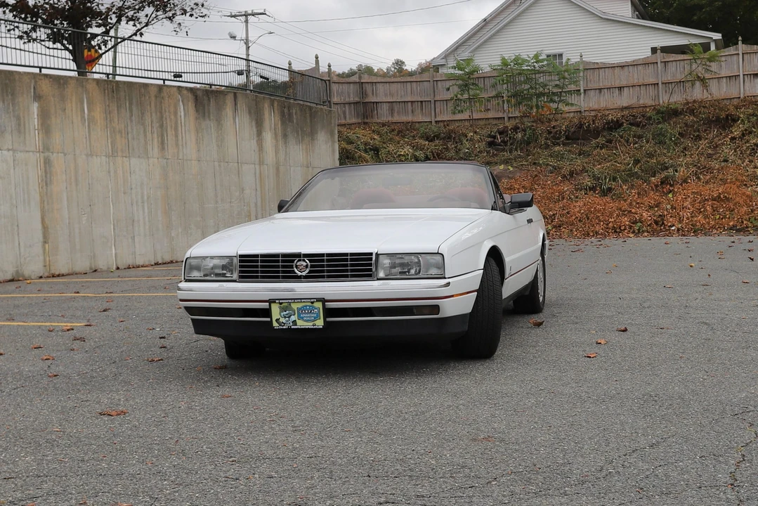 1991 Cadillac Allante - Image 23 of 31