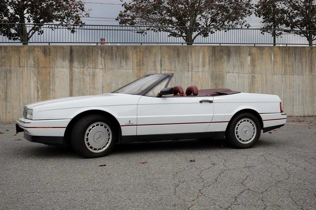 1991 Cadillac Allante - Image 5 of 31