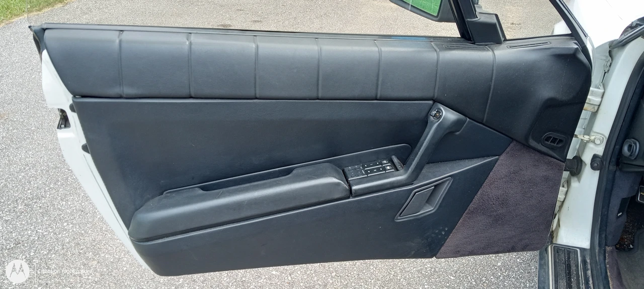 1991 Cadillac Allante - Image 4 of 12