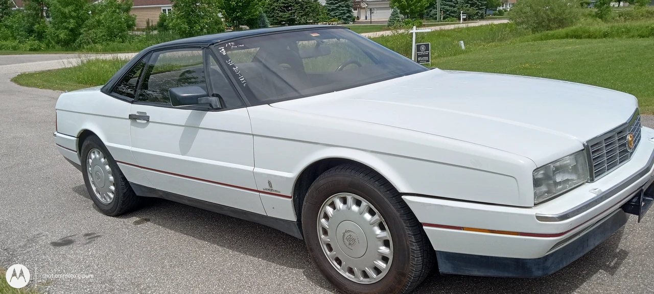 1991 Cadillac Allante - Image 2 of 12