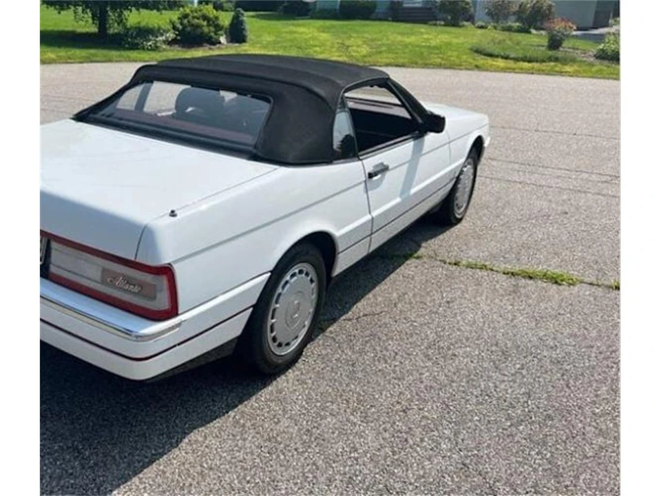1991 Cadillac Allante - Image 6 of 21