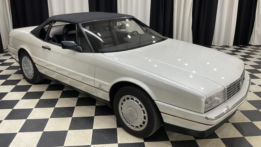 1991 Cadillac Allante - Image 9 of 15