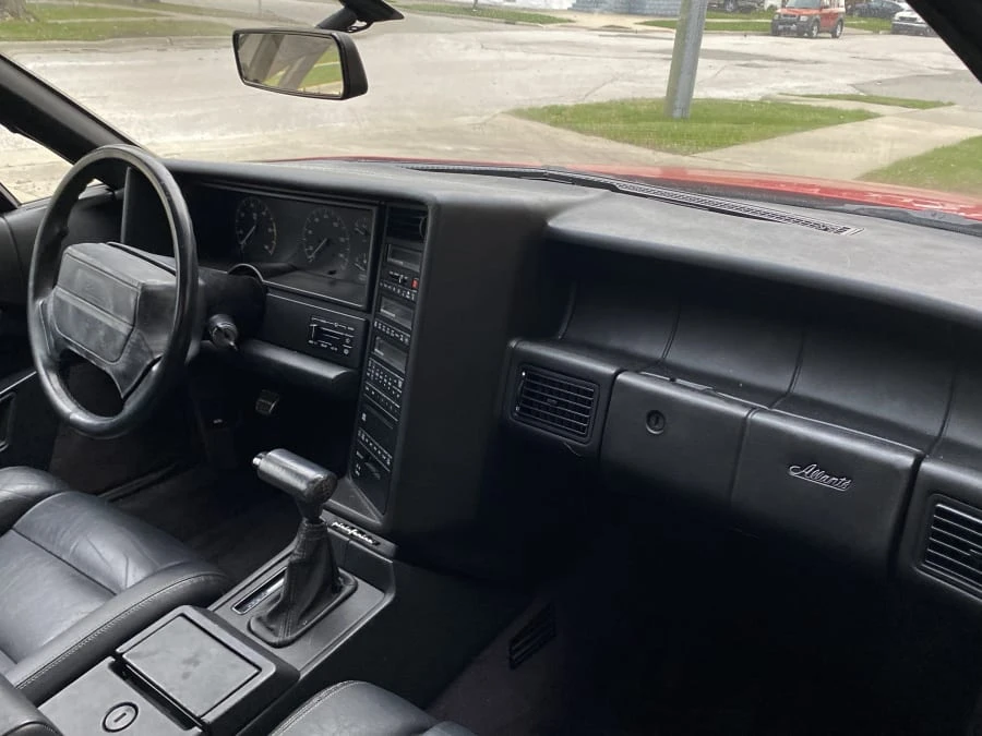 1991 Cadillac Allante - Image 5 of 11