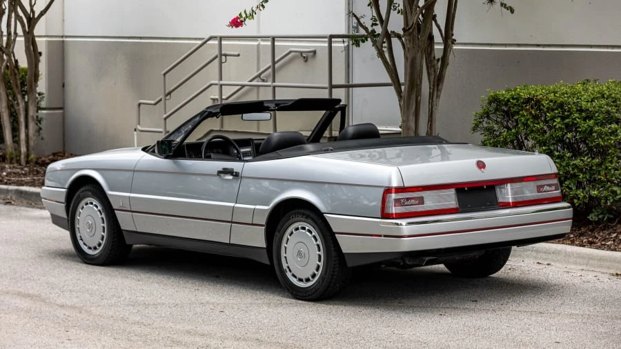 1991 Cadillac Allante - Image 3 of 31