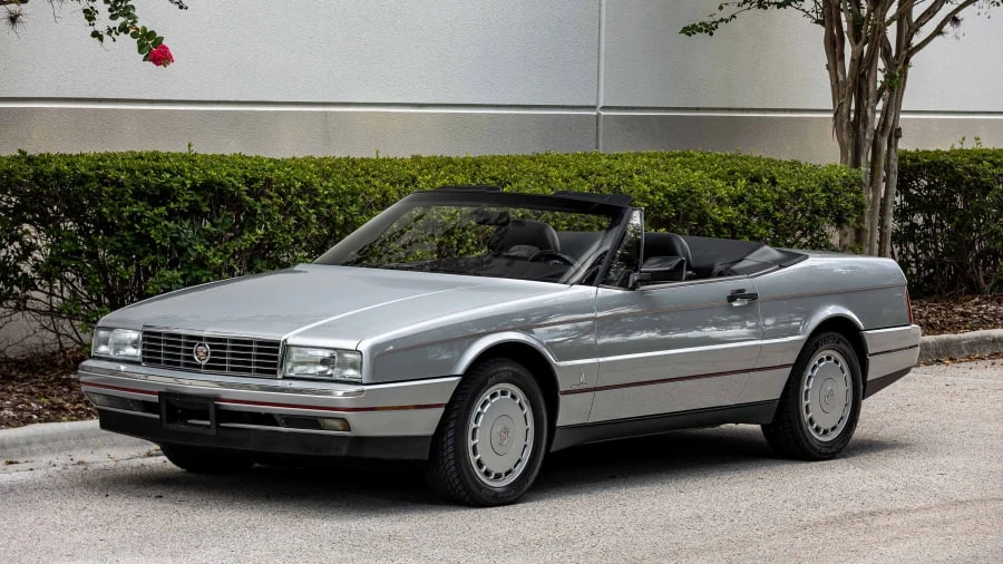 1991 Cadillac Allante - Image 2 of 31