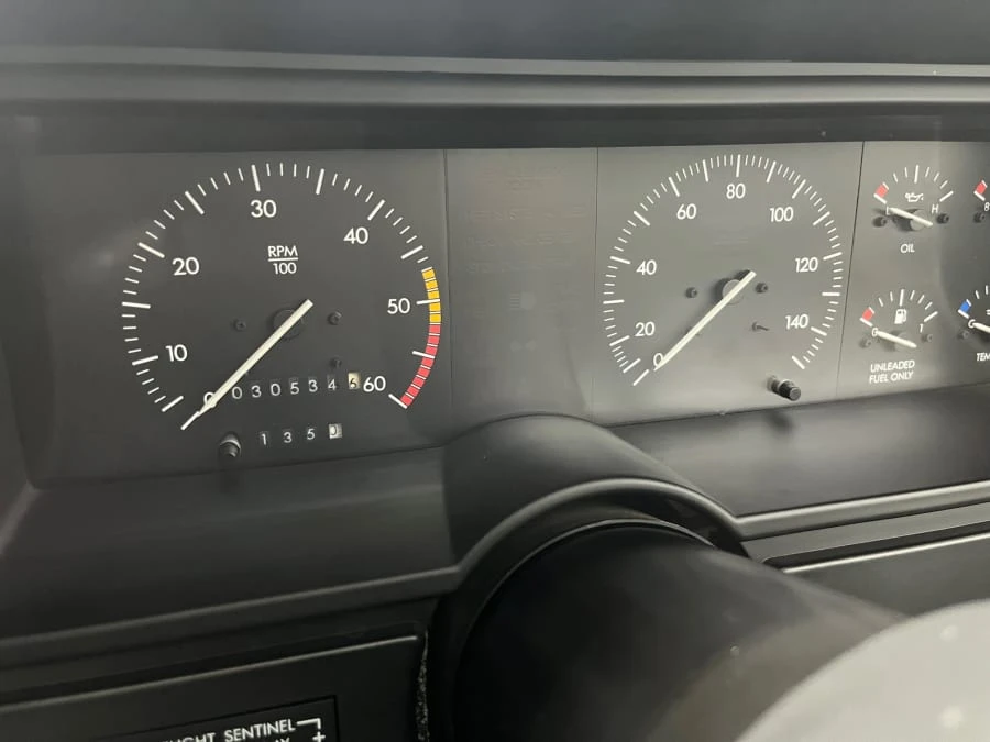 1991 Cadillac Allante - Image 17 of 31