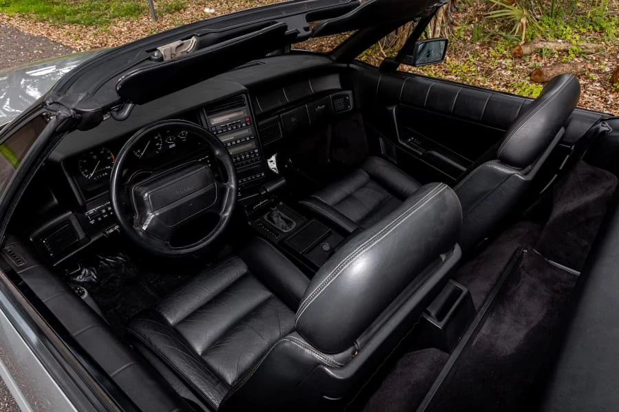 1991 Cadillac Allante - Image 25 of 31