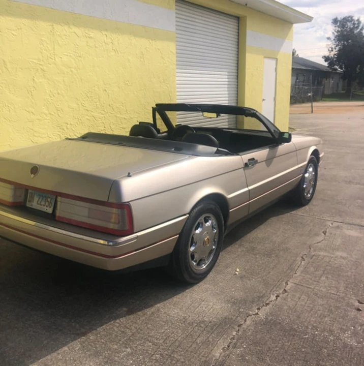 1991 Cadillac Allante - Image 4 of 10