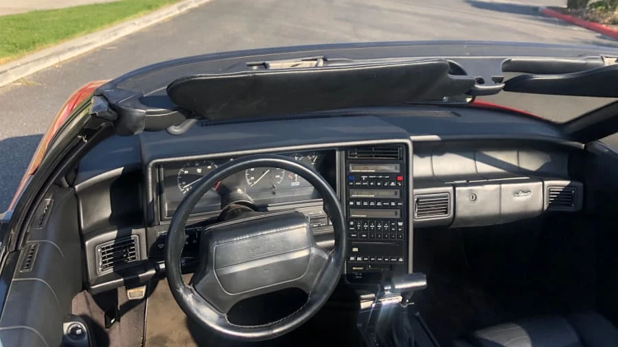 1991 Cadillac Allante - Image 4 of 12