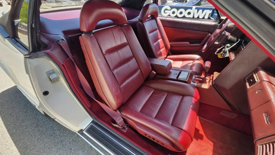 1991 Cadillac Allante - Image 7 of 10