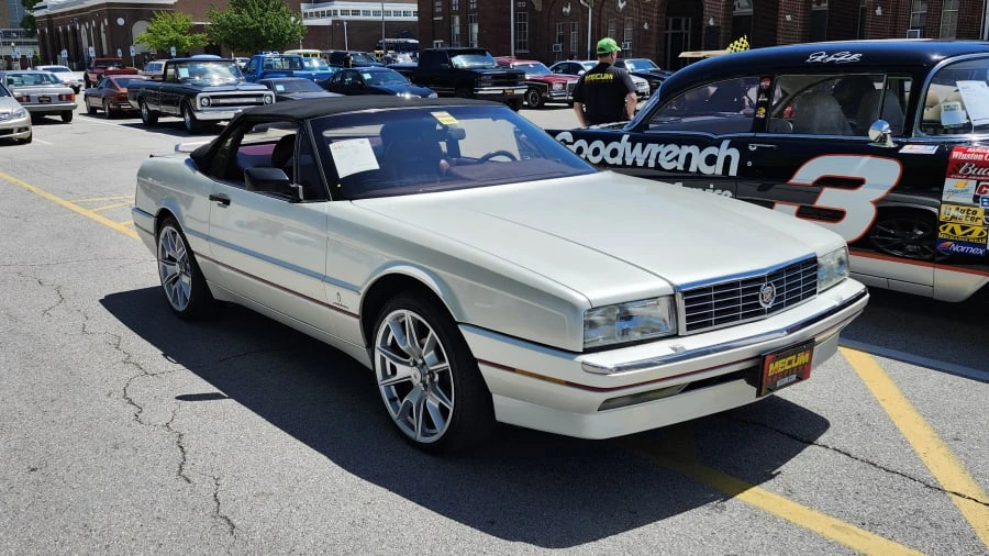 1991 Cadillac Allante - Image 4 of 10