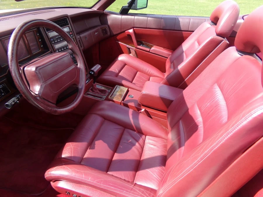 1991 Cadillac Allante - Image 6 of 8