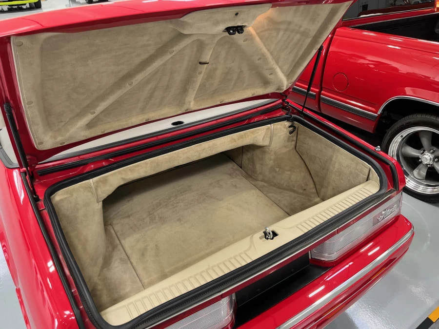 1991 Cadillac Allante - Image 13 of 13