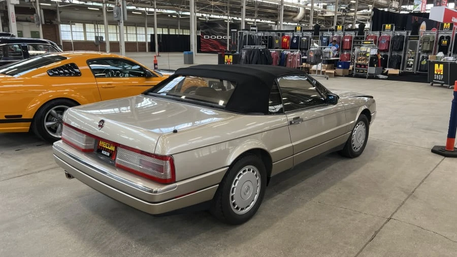 1991 Cadillac Allante - Image 2 of 4