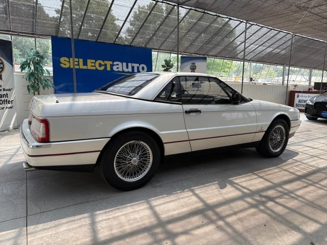 1991 Cadillac Allante - Image 10 of 31