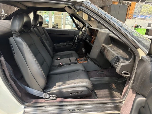 1991 Cadillac Allante - Image 28 of 31