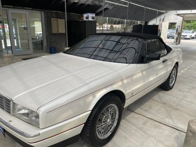 1991 Cadillac Allante - Image 17 of 31