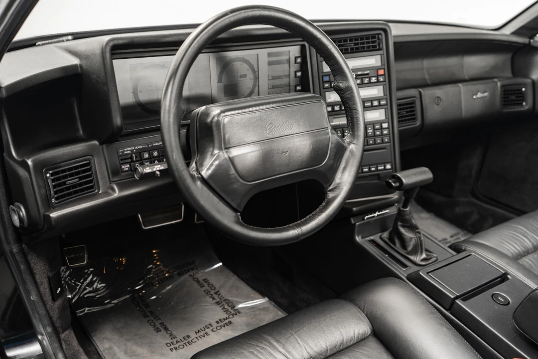 1991 Cadillac Allante - Image 13 of 21