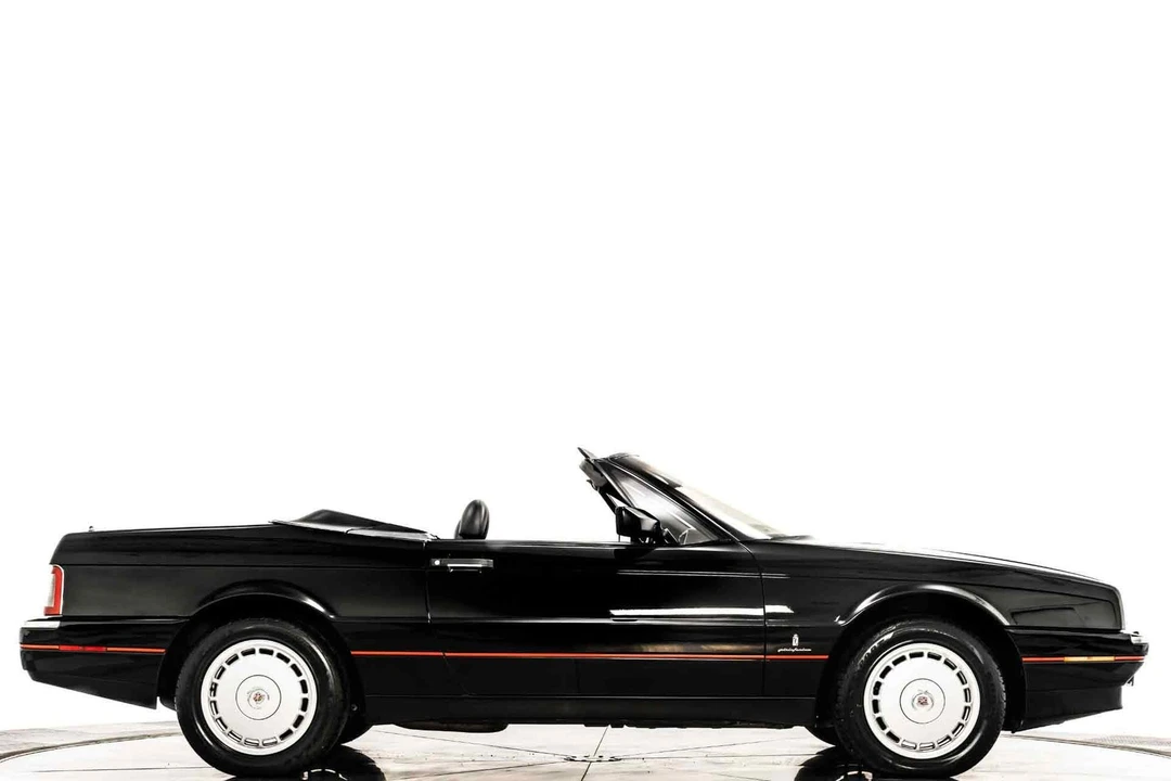 1991 Cadillac Allante - Image 2 of 21