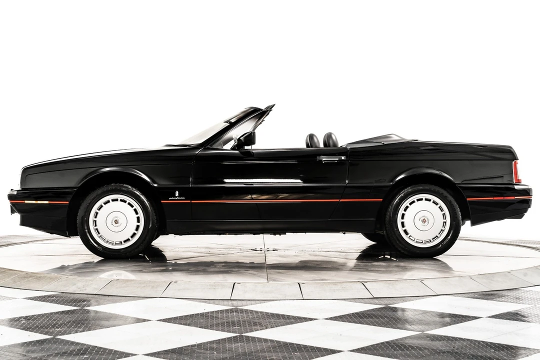 1991 Cadillac Allante - Image 6 of 21
