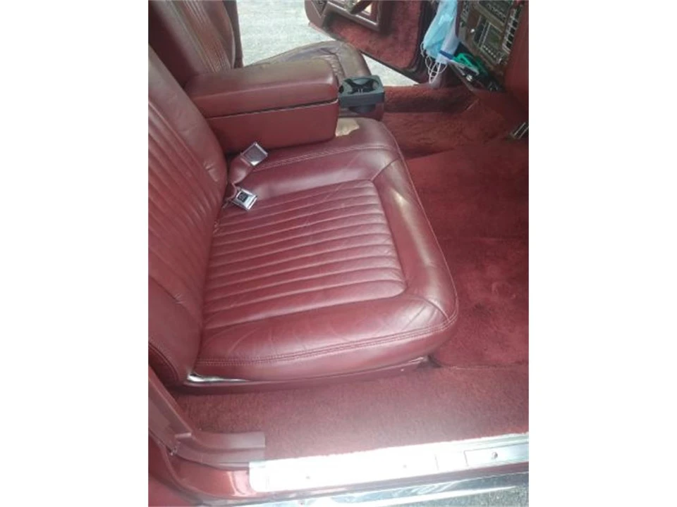 1991 Cadillac Brougham - Image 8 of 14